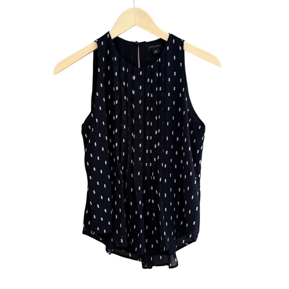 Ann Taylor Sleeveless Blouse‎ Blue White Print Size XS